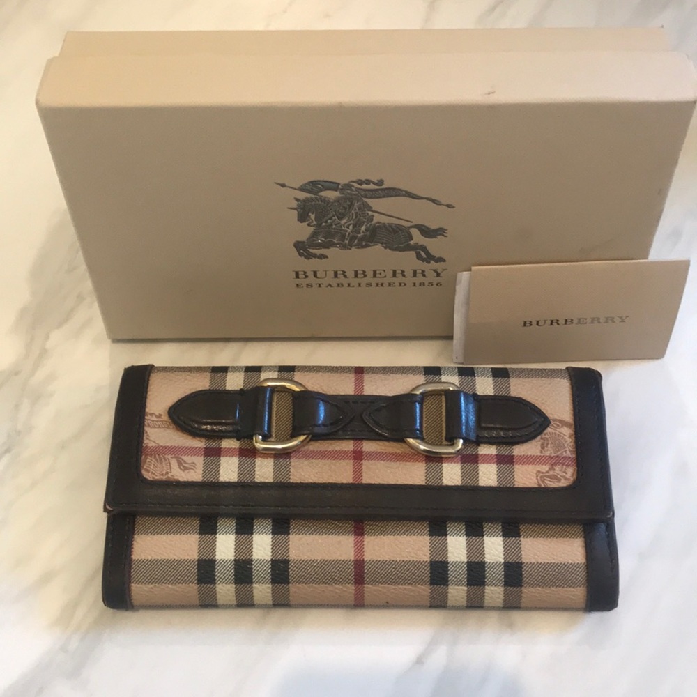 BURBERRY- wallet